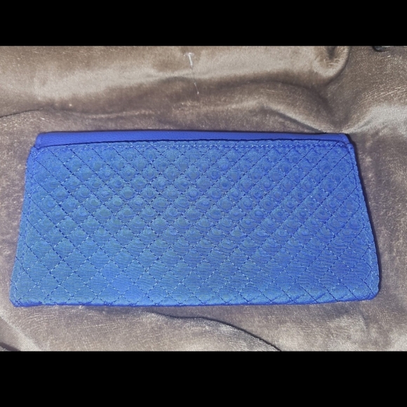 Vera Bradley RFID Blocking Wallet - Picture 3 of 4